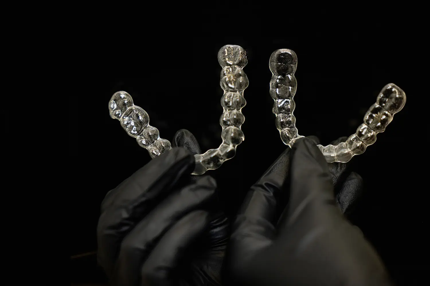 Custom dental night guard for preventing teeth grinding